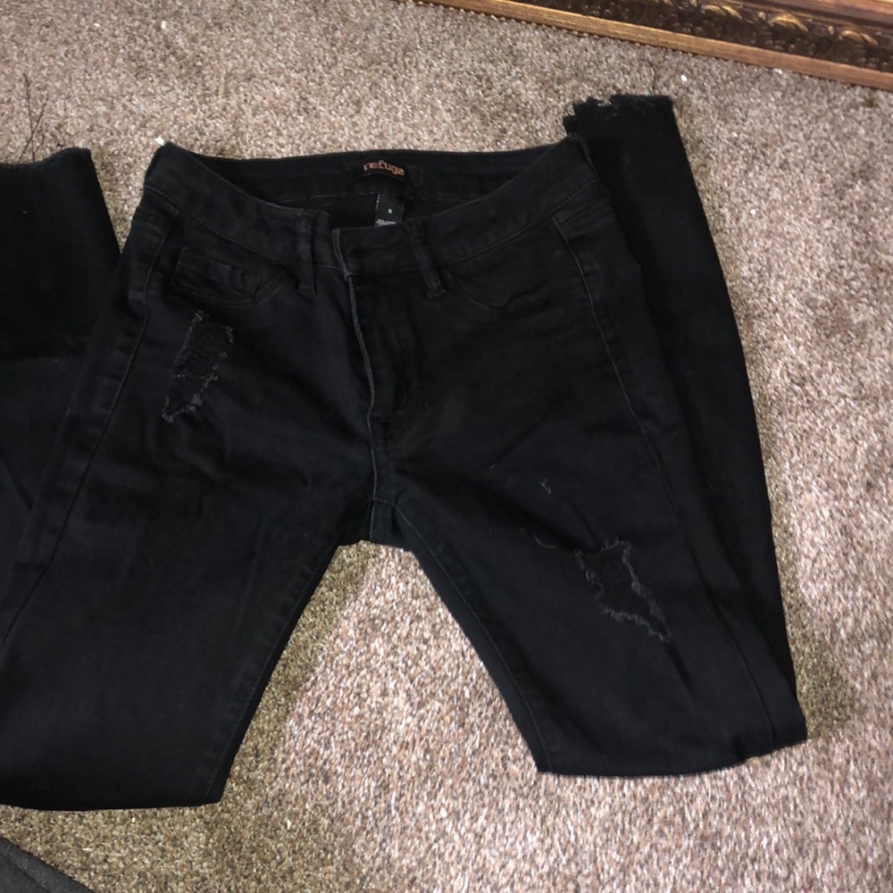 Ripped jeans stretchy
